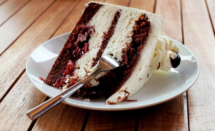 HAUSGEMACHTER KUCHEN